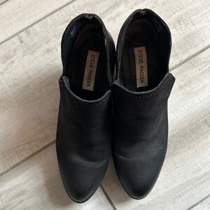 Steve Madden Adelphie Bootie - size 7